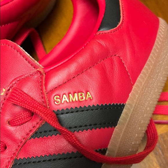 Adidas Red and Black Men's Sneakers, man 8.5, woman about 10, red leather, suede - Picture 12 of 12